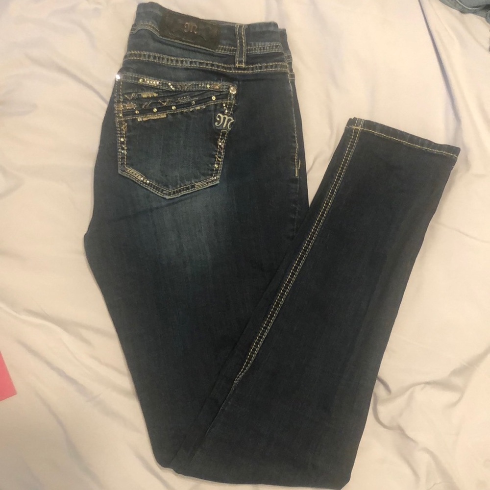 Miss Me Skinny 31x32”